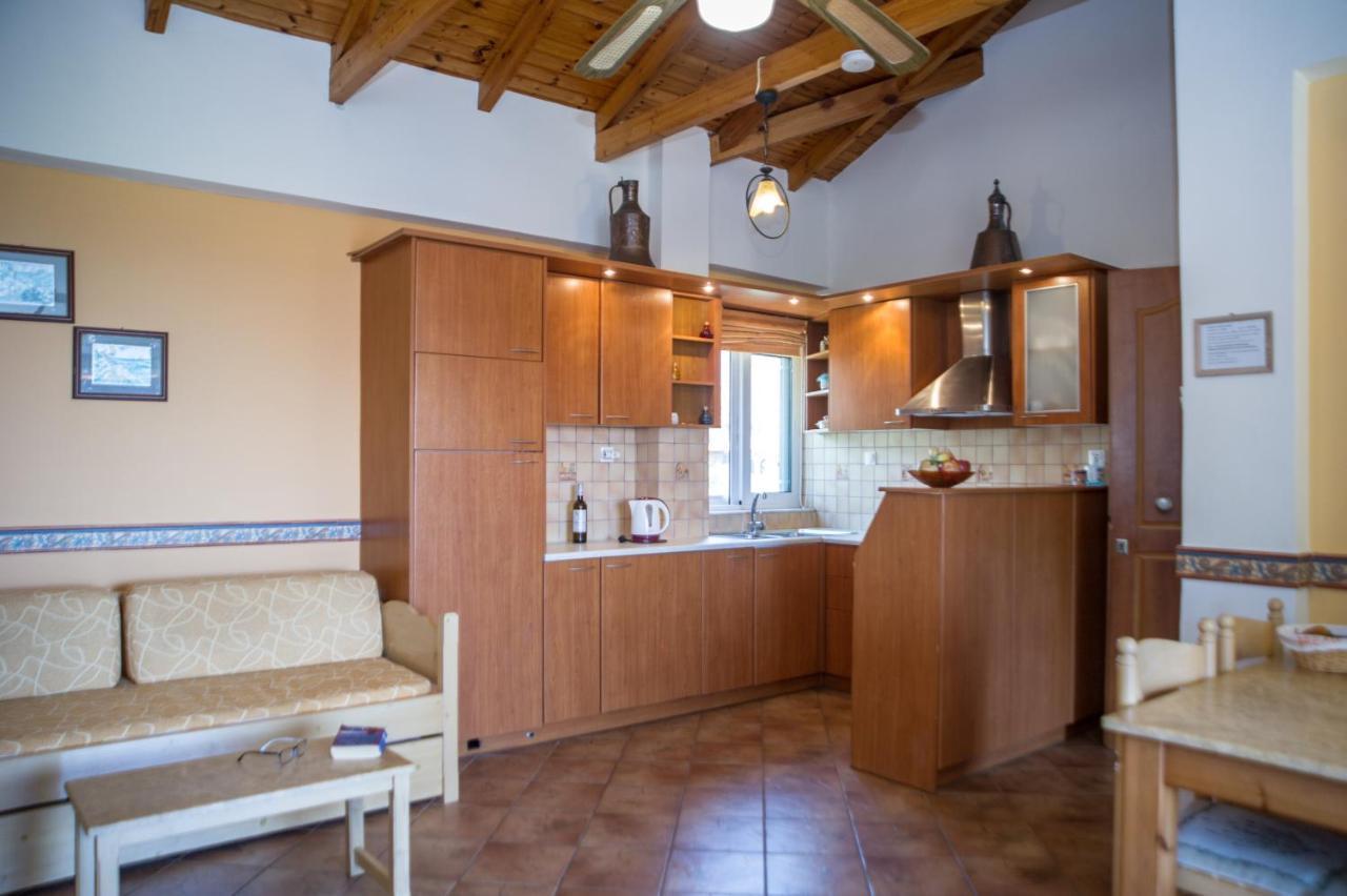 Amalia Apartments Ступа Экстерьер фото