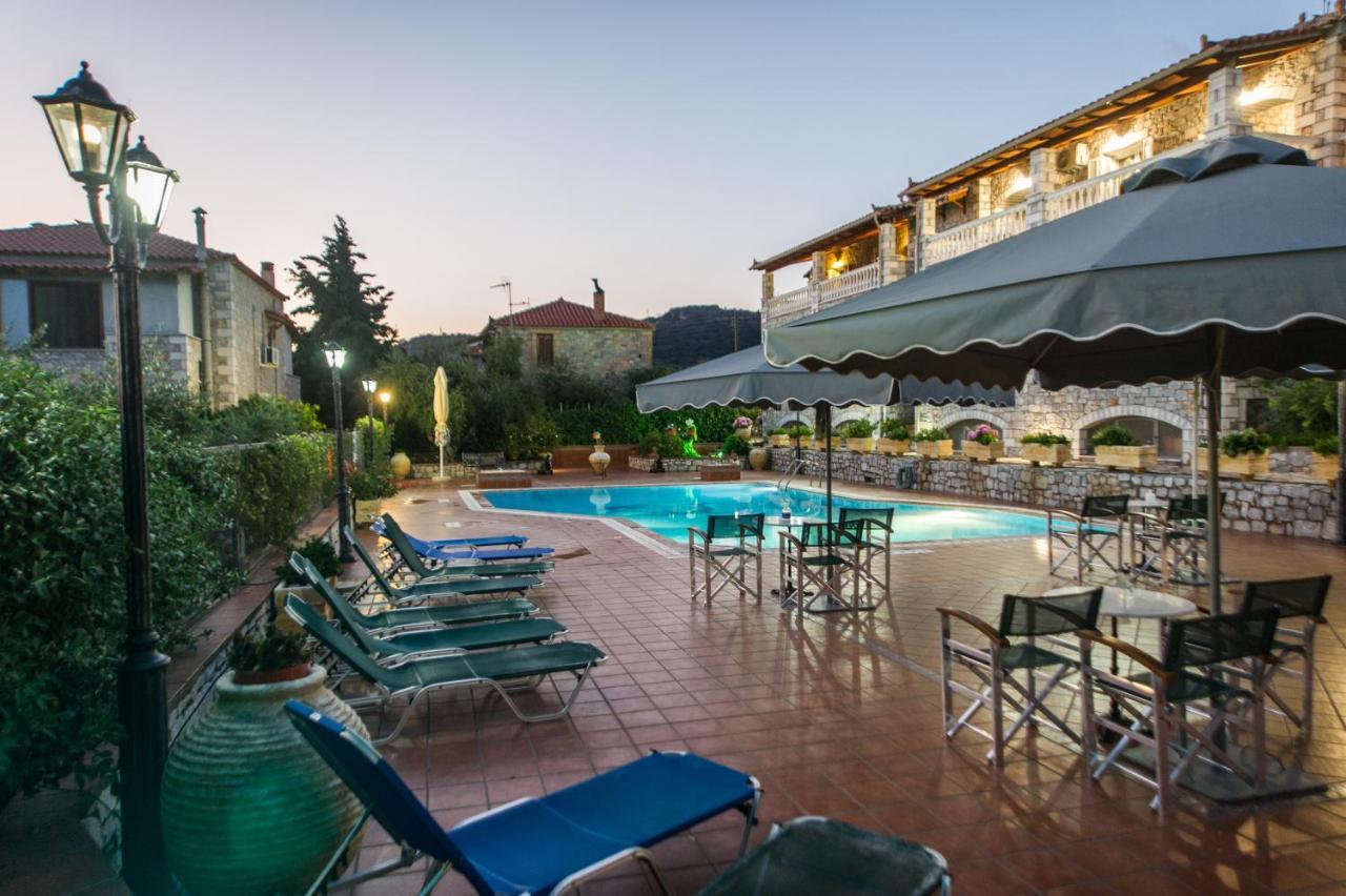 Amalia Apartments Ступа Экстерьер фото